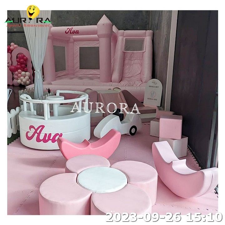 منطقة لعب أدوات اللعب الرخوة للأطفال مع السياج