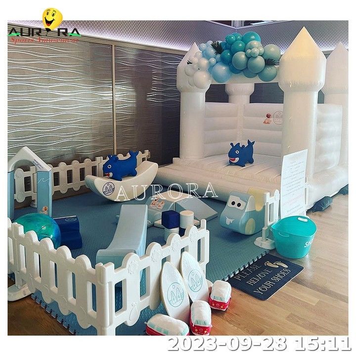 قصر White Bouncy White Soft Play Sets معدات الملعب حفلات اللعب الداخلية
