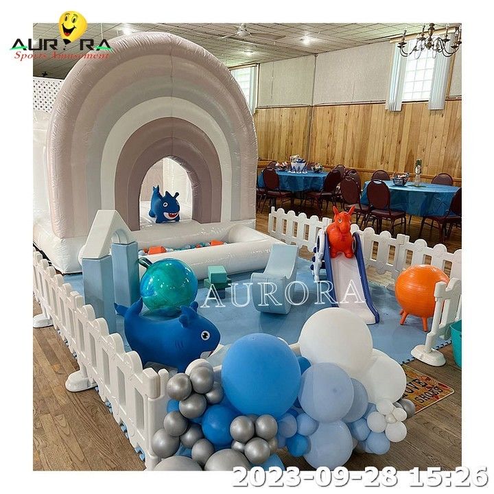 قصر White Bouncy White Soft Play Sets معدات الملعب حفلات اللعب الداخلية